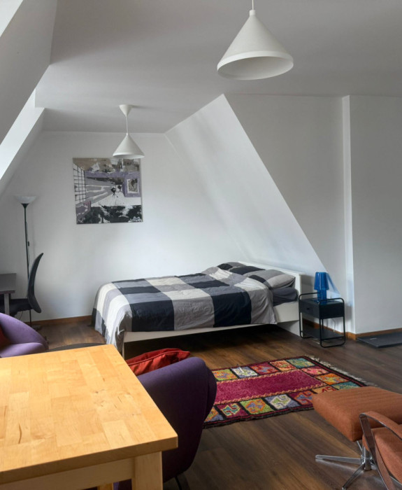 GEMEUBELD APPARTEMENT OP TOPLOCATIE
