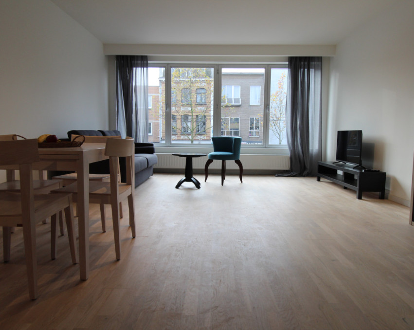 GEMEUBELD APPARTEMENT TE MORTSEL!